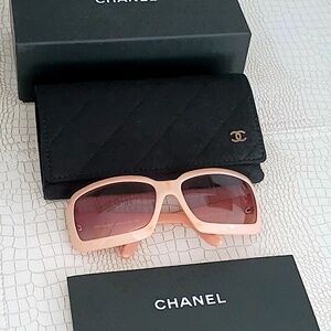 Rare Chanel Mother of Pearl CC Vintage Sunglasses Beige  5076-H c 710/13  Italy